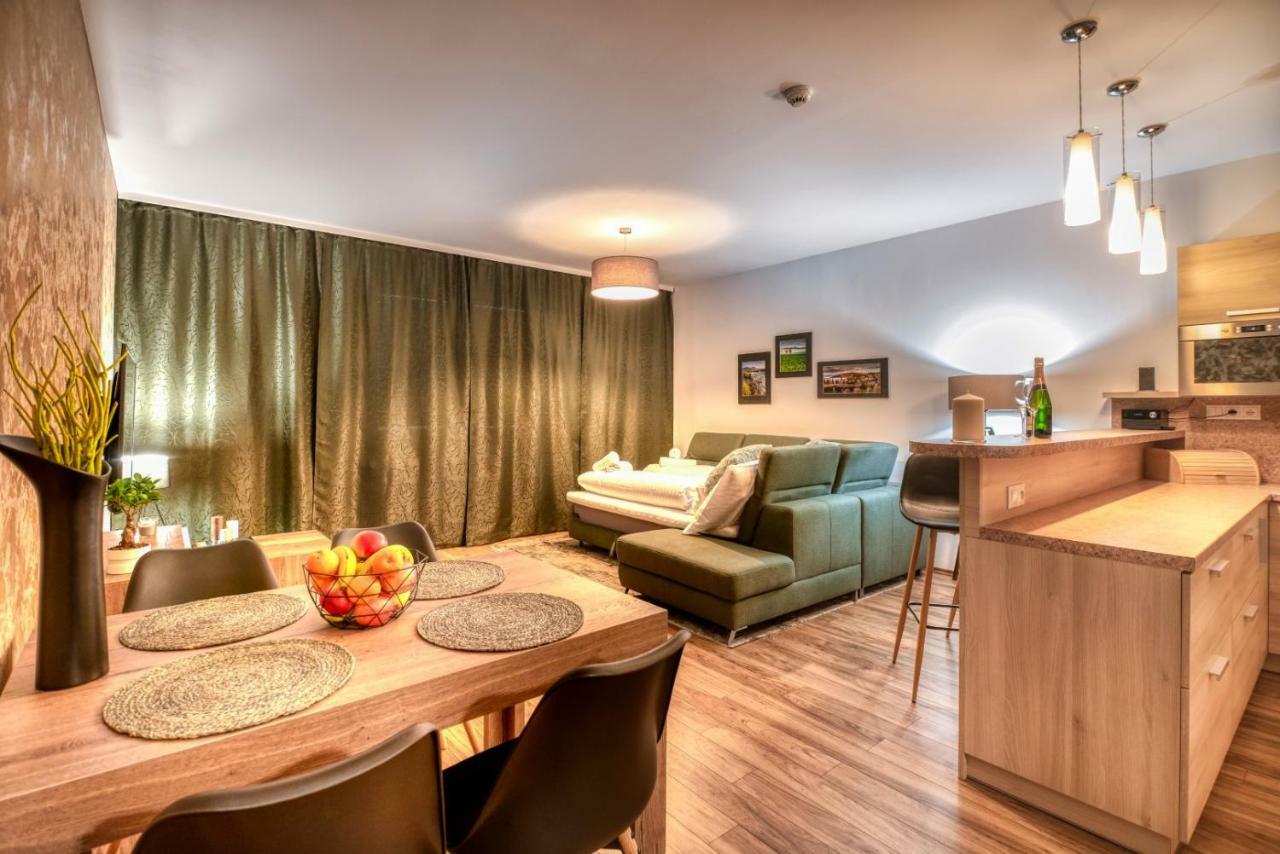 Apartman Lio - Free Garage Parking Татранска Ломница Экстерьер фото