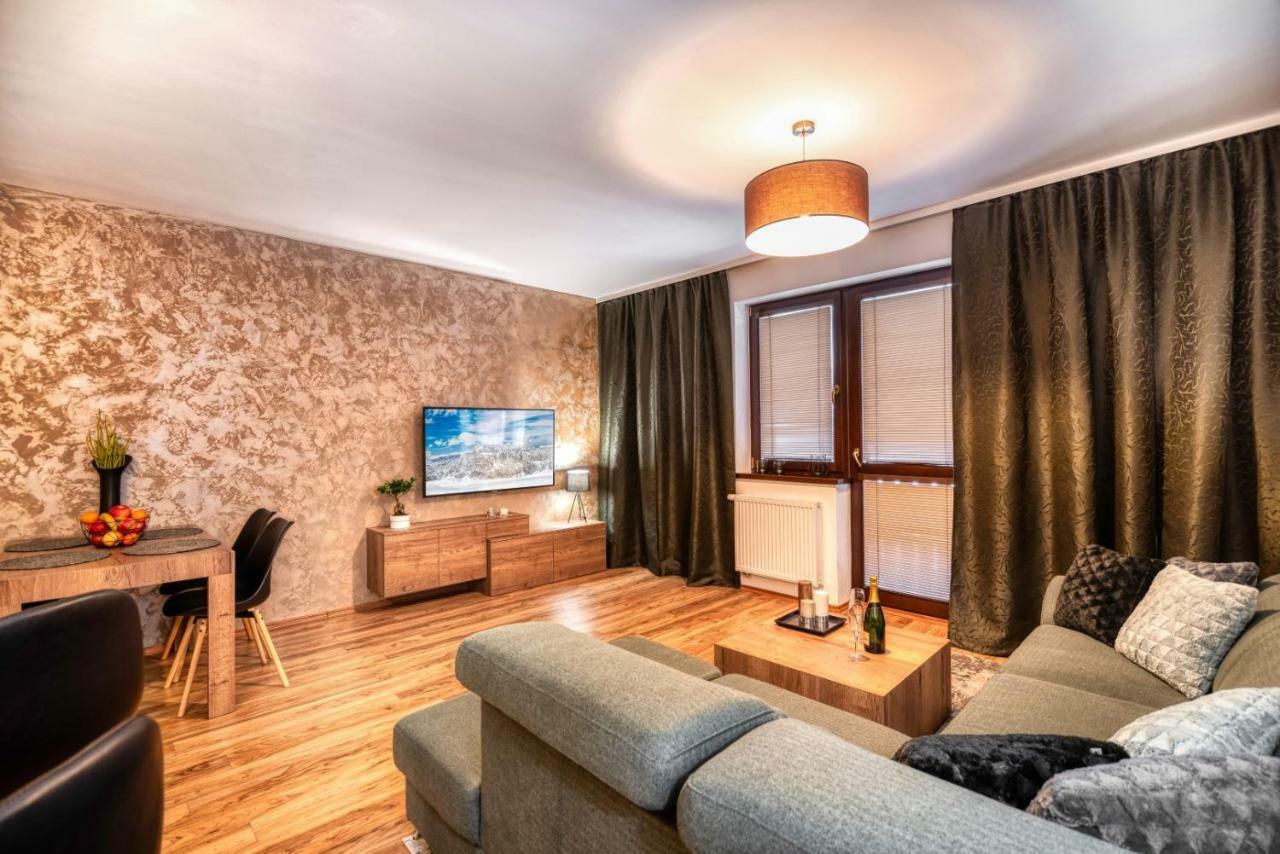 Apartman Lio - Free Garage Parking Татранска Ломница Экстерьер фото